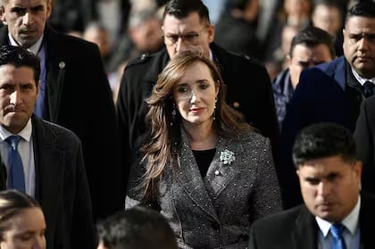 Victoria Villarruel cuestiono la presencia de Adorni en Rosario: "No hay nadie más peleado con los valores de Belgrano"