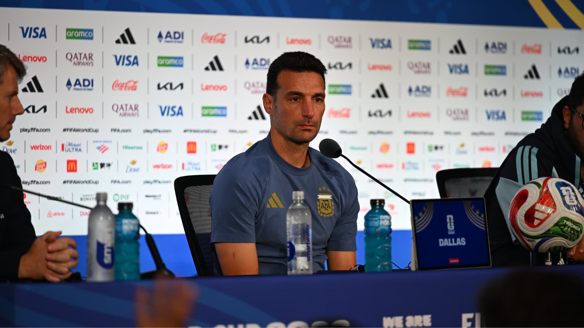 "Este Mundial va a pasar por lo psicológico y lo físico, no por los nombres": Scaloni analiza el trabajado triunfo ante Austria