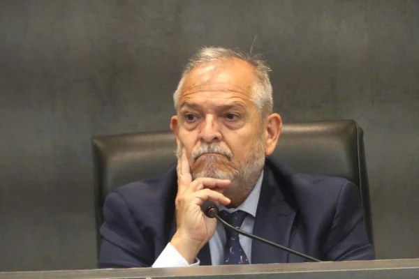 mario velazquez.jpg