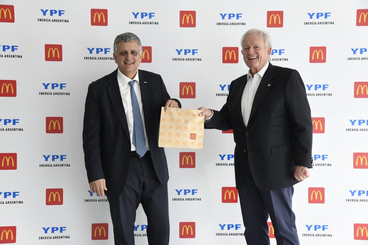 YPF y McDonald's sellaron una alianza estratégica para desembarcar juntos en estaciones de servicio de todo el país