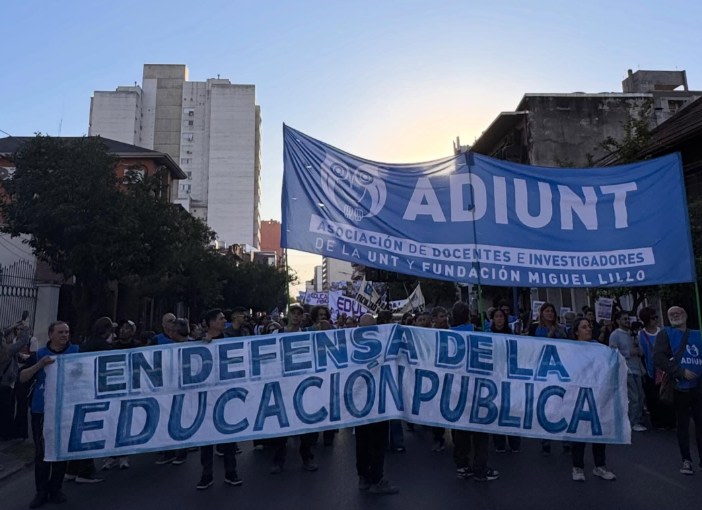 ADIUNT reclama el pago urgente del aguinaldo ante el deterioro del salario docente
