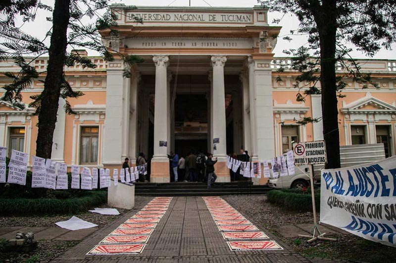 ADIUNT exige el cumplimiento total del financiamiento tras el fallo de la Corte mientras el Gobierno busca acotar su impacto