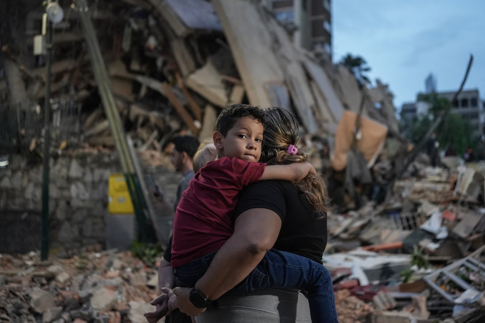La tragedia no se detiene: ya son 1.430 los muertos por los terremotos que devastaron Venezuela