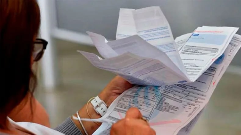 Julio llega con nuevos aumentos en tarifas, transporte, alquileres, prepagas y colegios privados