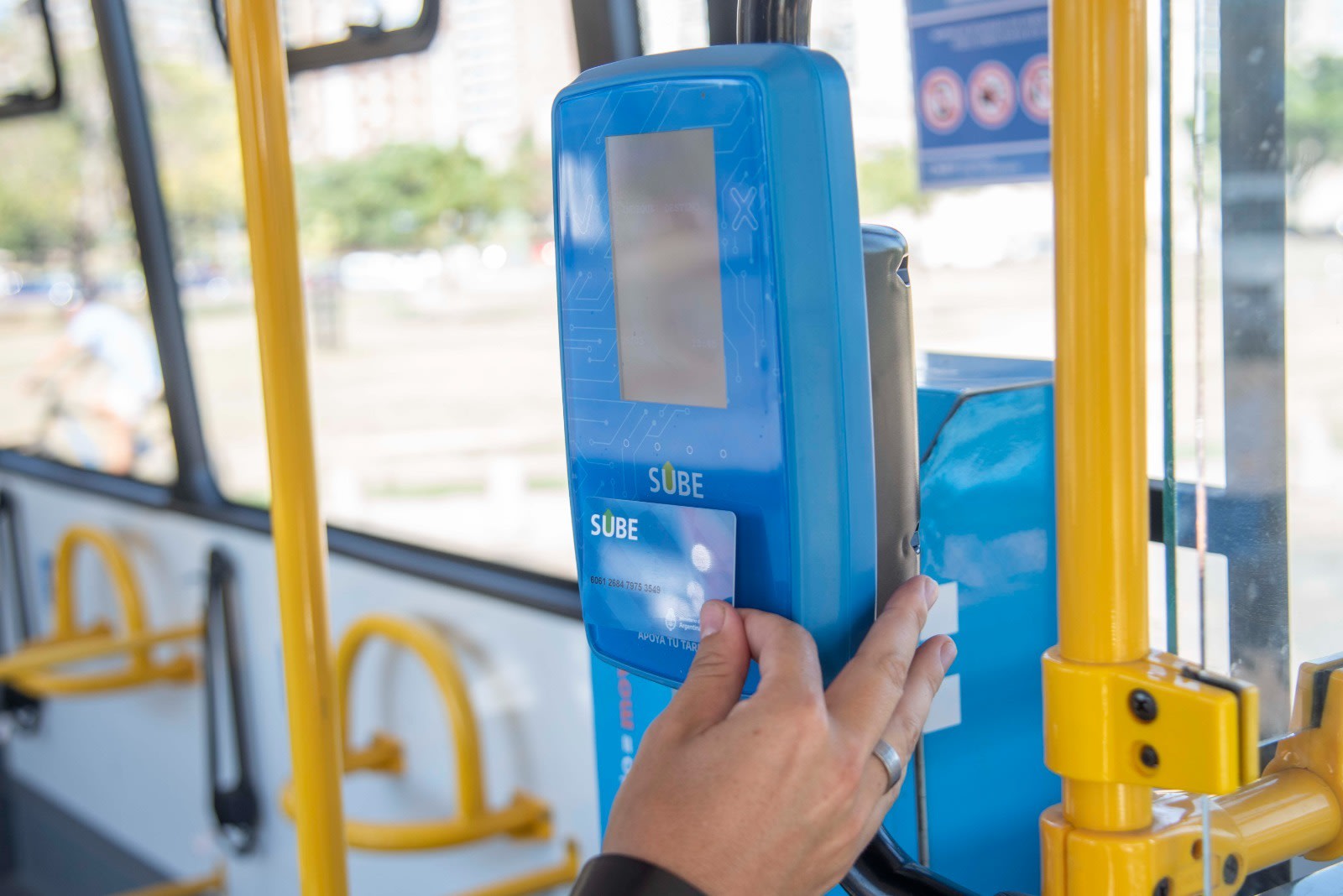 Desde  mañana el boleto de colectivo pasará a costar $1.700 en la capital 