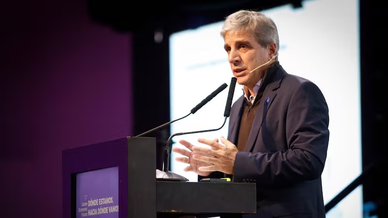 El Gobierno presentará un plan para mostrar cómo financiará todos los vencimientos en dólares hasta 2027