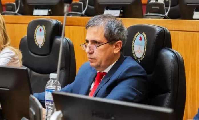 Seleme cruzó a Catalán por la crisis del gas: "No tiene ni idea de lo que pasa en Tucumán"