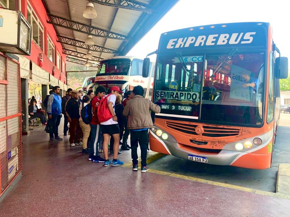 El Boleto Estudiantil cumple nueve años con cifras récord: el ingreso de alumnos del interior a la UNT creció un 119%