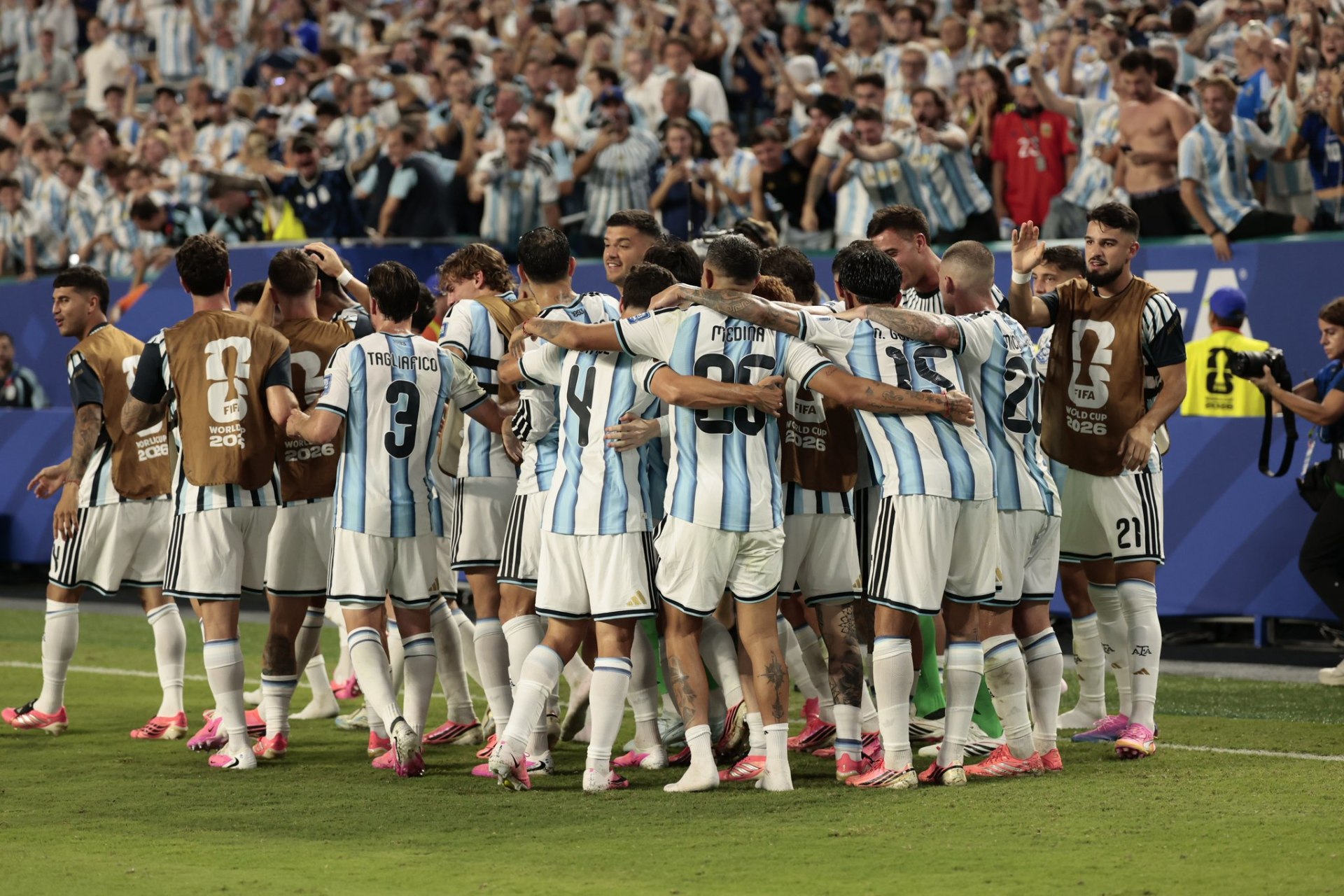 Al borde del papelón: Argentina escapó en el suplementario ante Cabo Verde