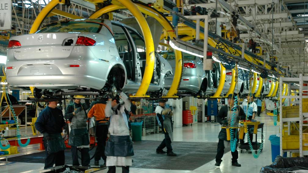 La producción de autos cayó un 18,3% en el primer semestre de 2026