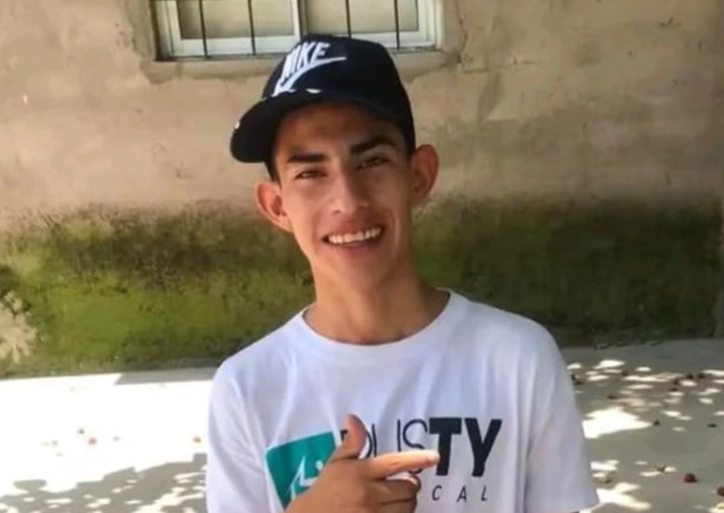 Subió a un Uber Moto y desapareció: intensa búsqueda de un adolescente tucumano