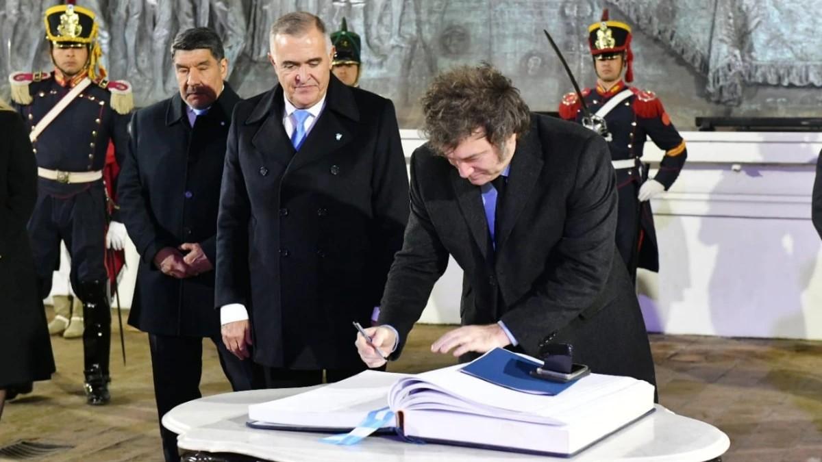 Milei llegará a Tucumán con todo su gabinete y una fuerte señal política del oficialismo