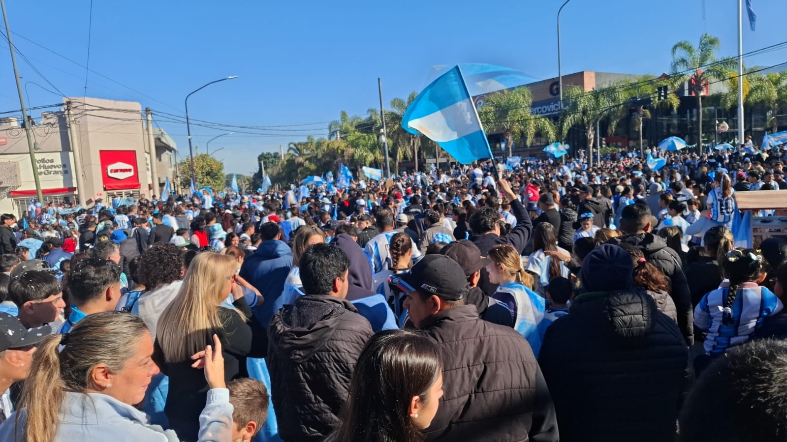 Desahogo y euforia: Yerba Buena fue una fiesta tras la infartante remontada de la Selección Argentina