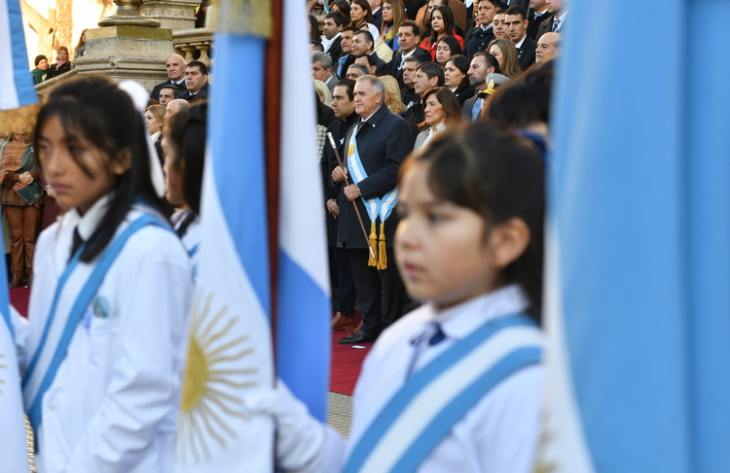Guía de festejos patrios en Tucumán: los horarios del Tedeum, el chocolate y el desfile cívico-militar