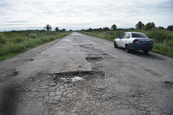 Trabajadores viales advierten que el grueso de la red caminera nacional presenta graves deterioros