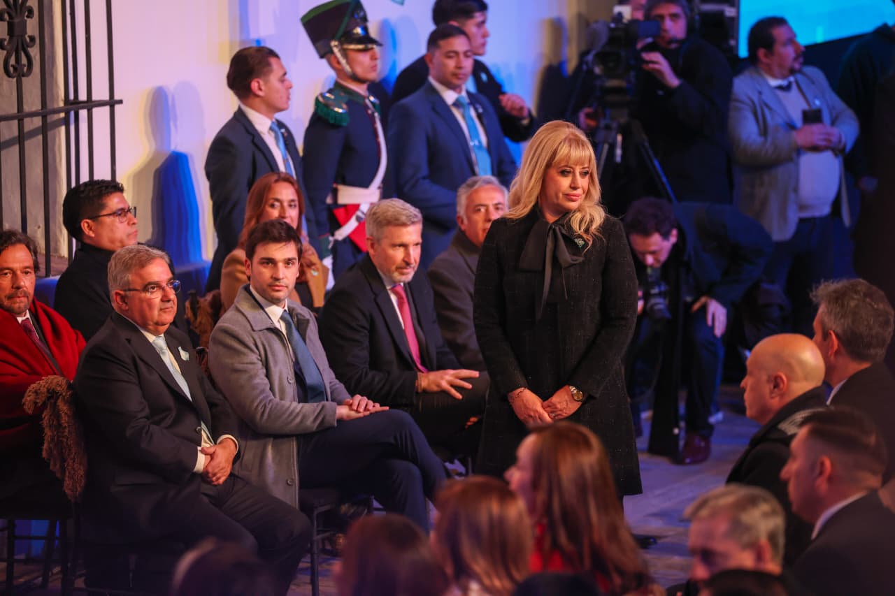 Chahla reivindicó los valores de la Independencia y llamó a construir "una Nación libre, soberana y unida"