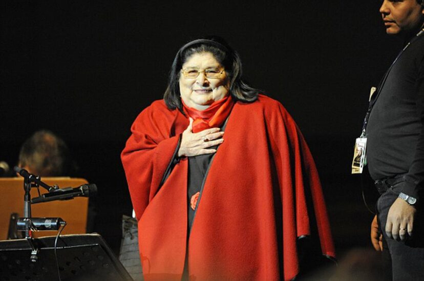 Se conmemora un nuevo aniversario del nacimiento de Mercedes Sosa con el rescate de archivos radiales