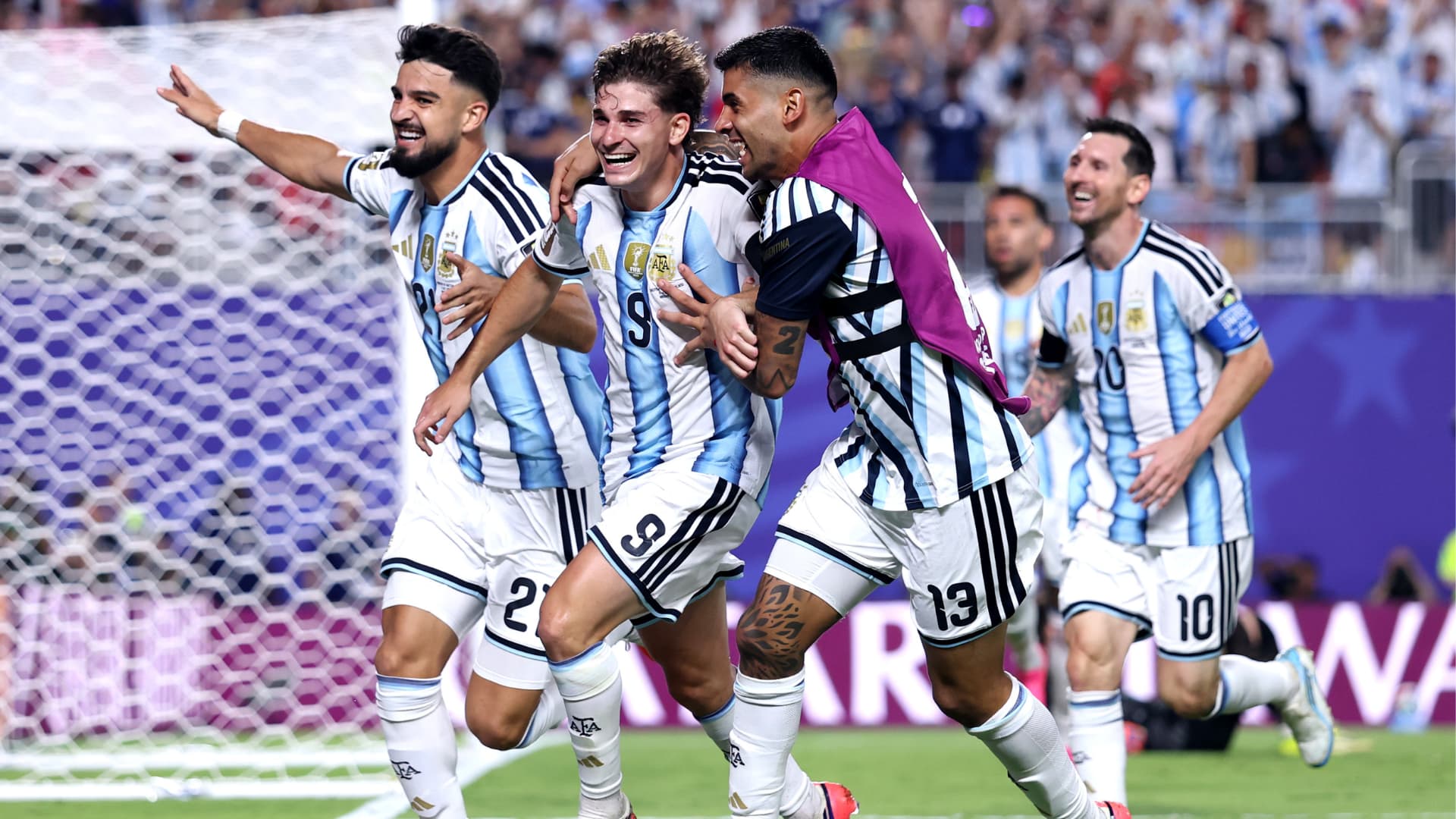 No hay gloria sin sufrimiento: Argentina se metió entre los cuatro mejores