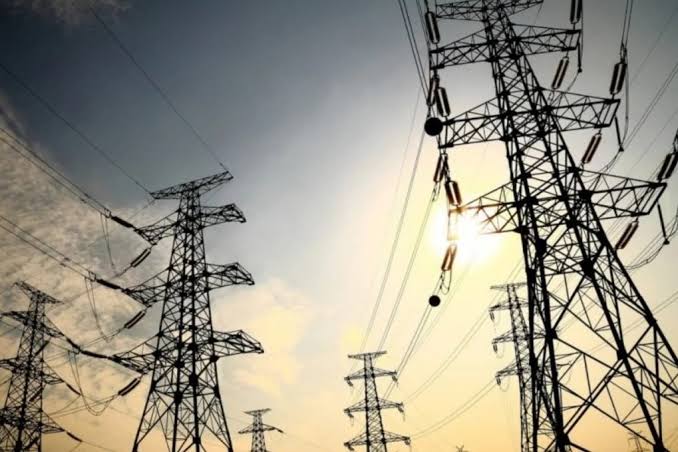El Gobierno prorrogó la emergencia energética hasta fines de 2027 por la situación del sistema eléctrico