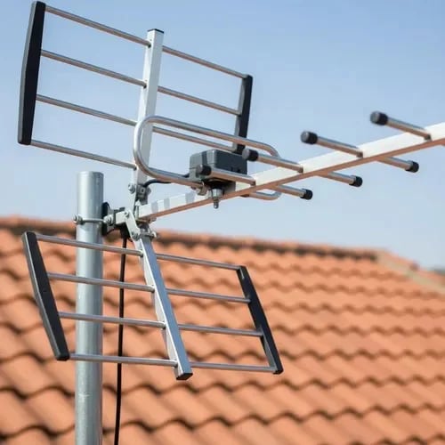 La desesperada carrera contra el delay futbolero impulsa un récord histórico en la venta de antenas TDA