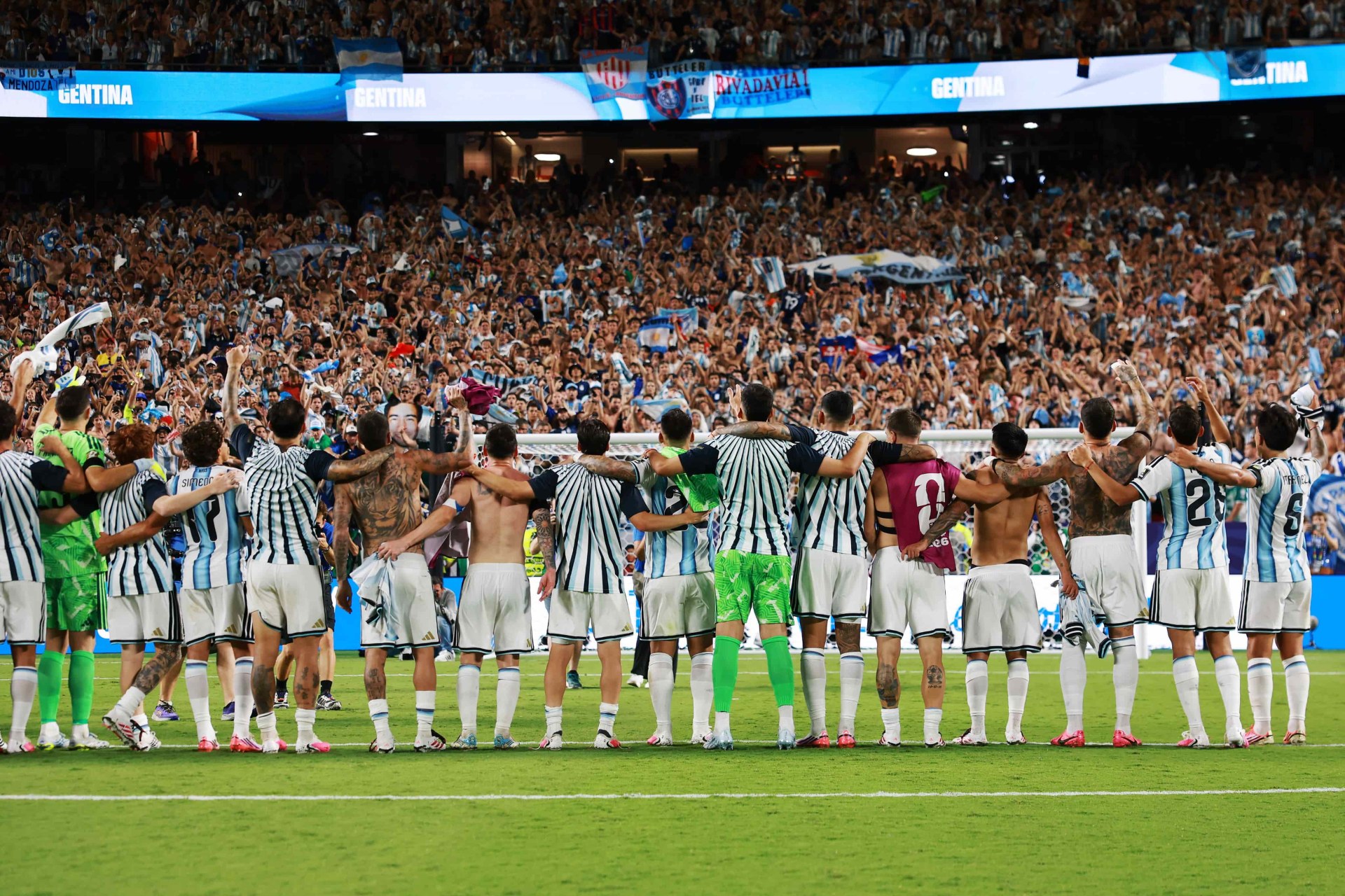 Sin fútbol pero con corazón: la fórmula que sostiene a la Scaloneta