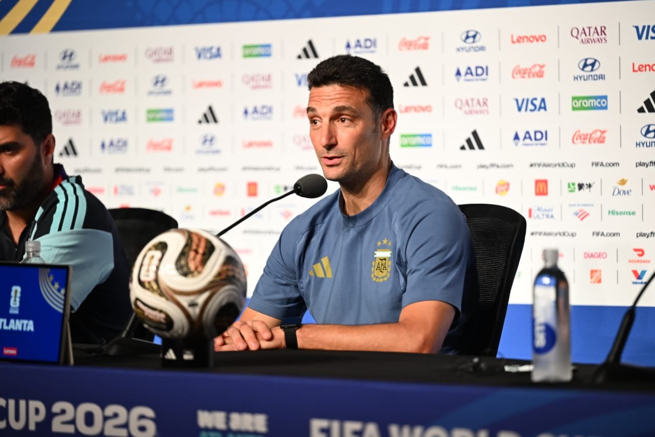 Scaloni tras la remontada contra Inglaterra: "Este equipo juega mejor cuando está en dificultad"