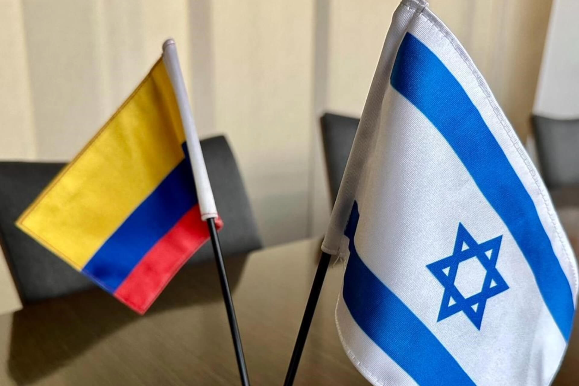 Israel y el gobierno entrante de Colombia acordaron restablecer sus relaciones diplomáticas