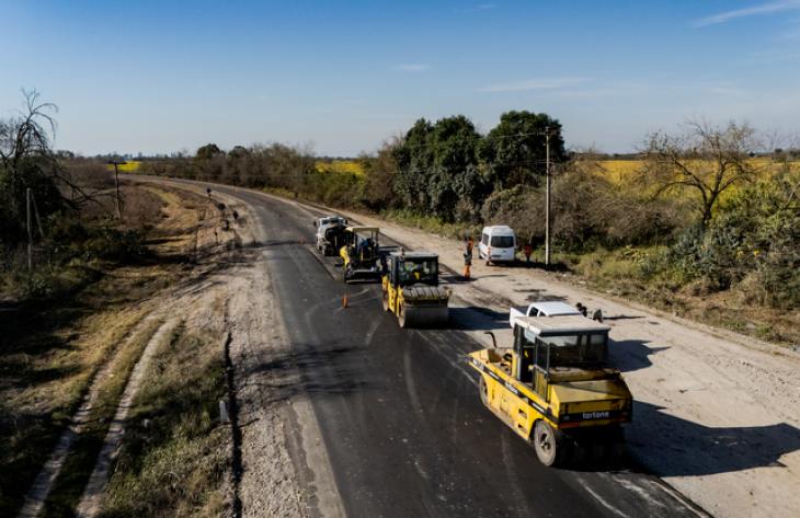 Avanza la repavimentación de la Ruta 323 con nuevas obras sobre un tramo de siete kilómetros