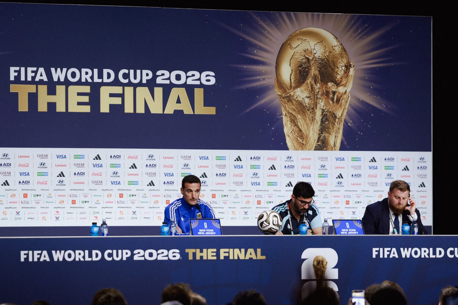 Scaloni en la previa de la final contra España: "La Selección Argentina juega por su gente"