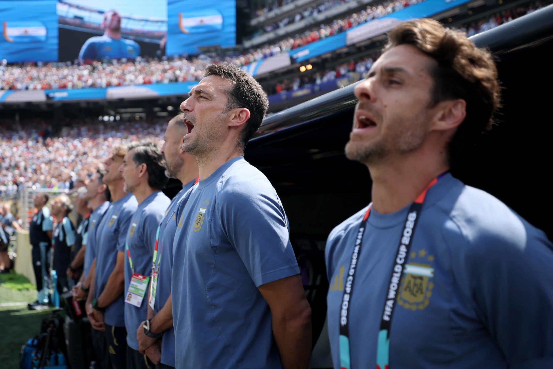 Scaloni, al borde del llanto, dejó en duda su continuidad en la Selección