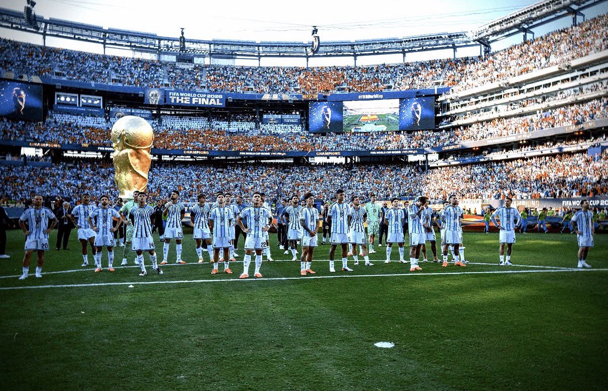 Una selección que llenó al país de alegrías, no pudo coronar un final de película