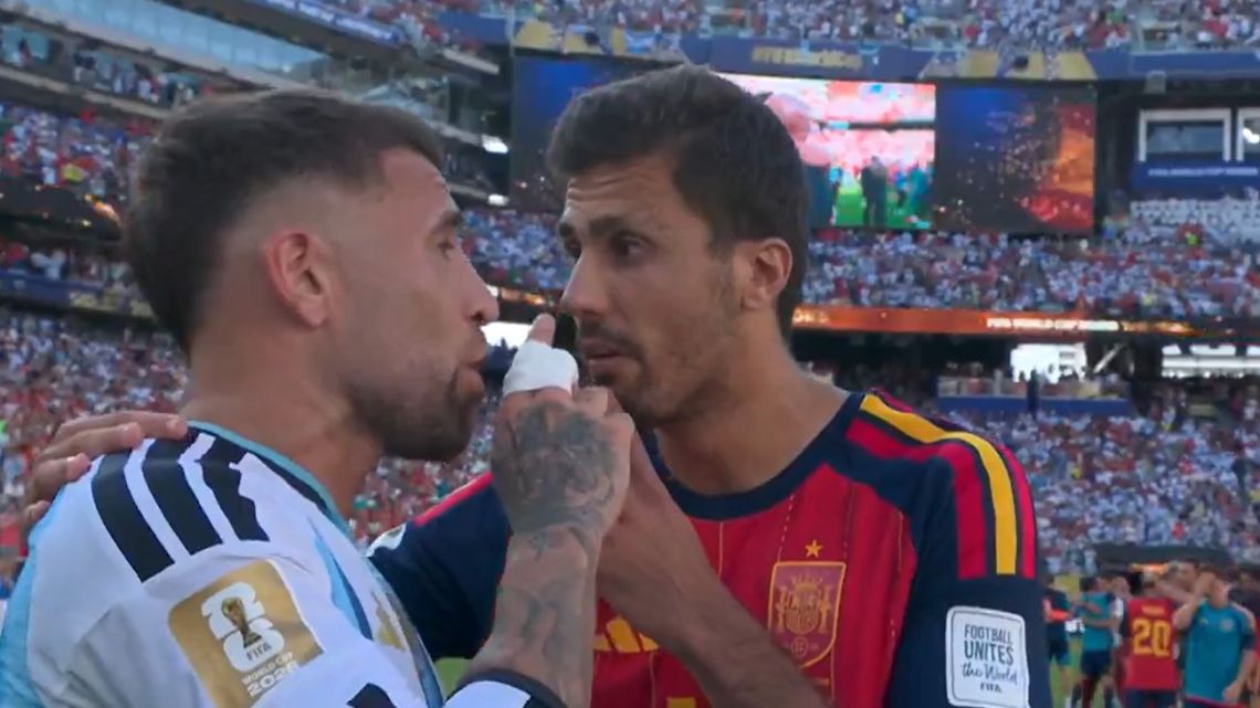 el-cruce-de-otamendi-con-rodri-2286956.jpg el-cruce-de-otamendi-con-rodri-2286956.jpg
