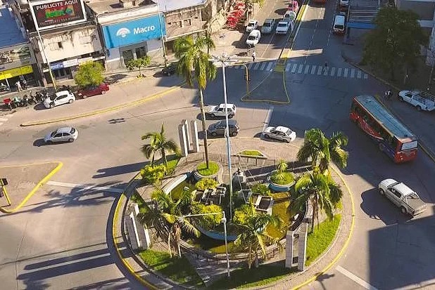 Comerciantes y vecinos podrán realizar trámites, capacitarse y acceder a servicios gratuitos en la Plazoleta Mitre