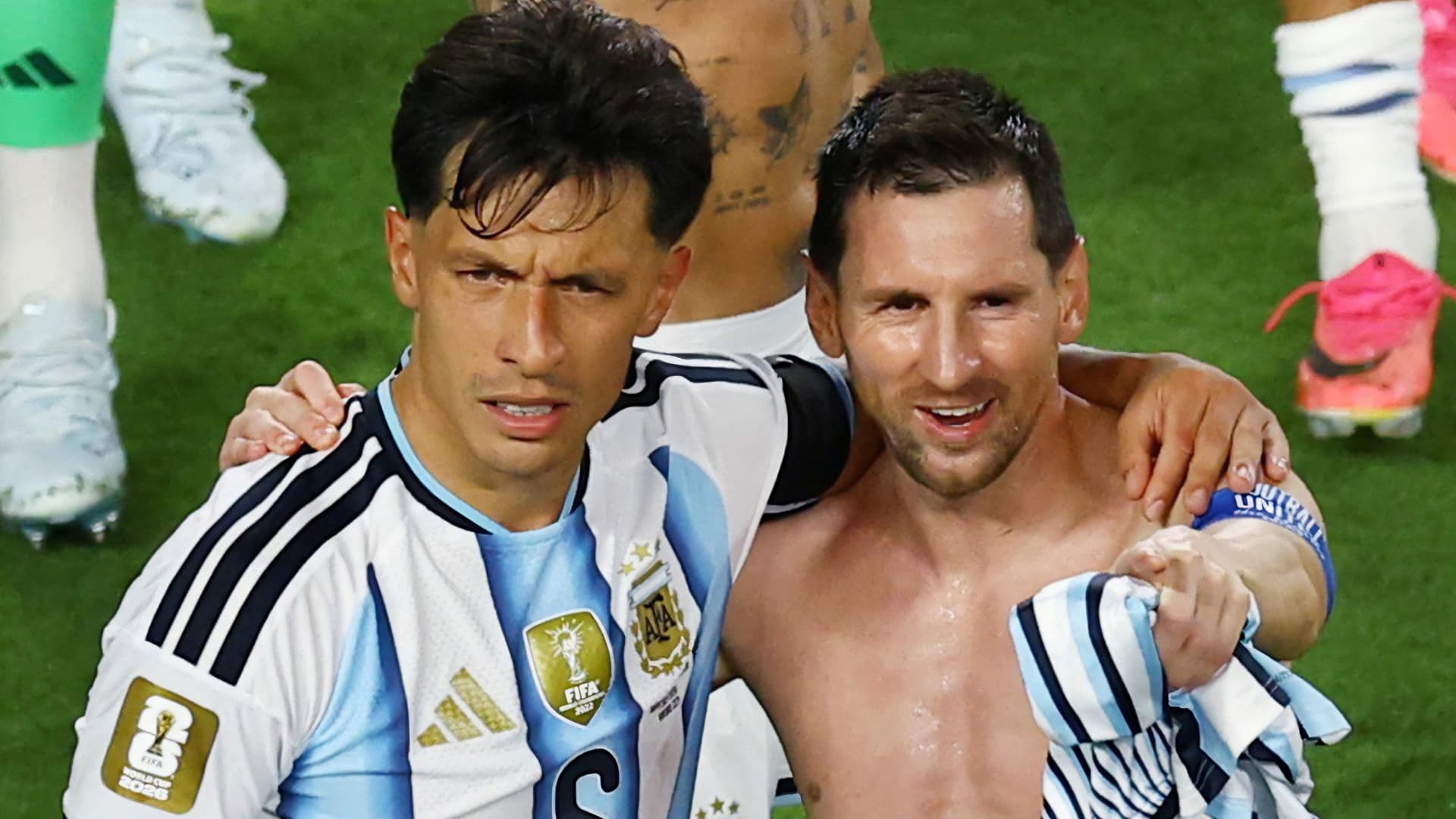FIFA presentó el equipo ideal: Messi y Lisandro Martínez, los elegidos por Argentina