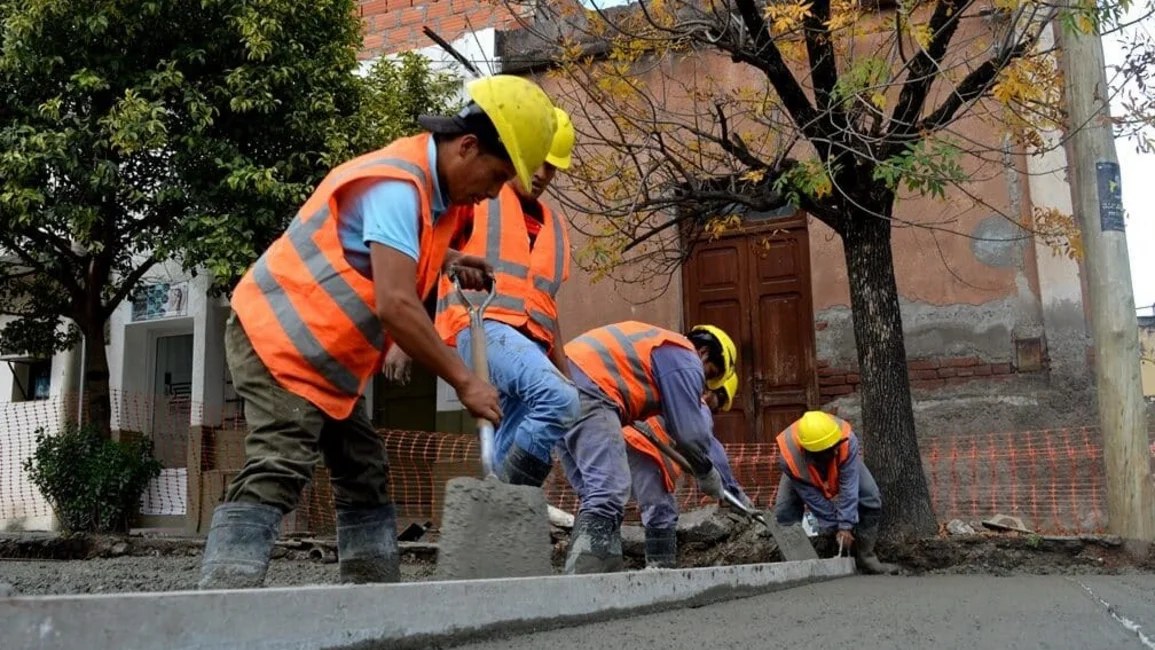 Ante la caída de la obra pública, las constructoras del norte reclaman en Tucumán