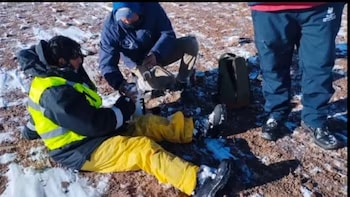 Cuatro mineros sobrevivieron tras permanecer atrapados tres noches en la puna catamarqueña por un fuerte temporal