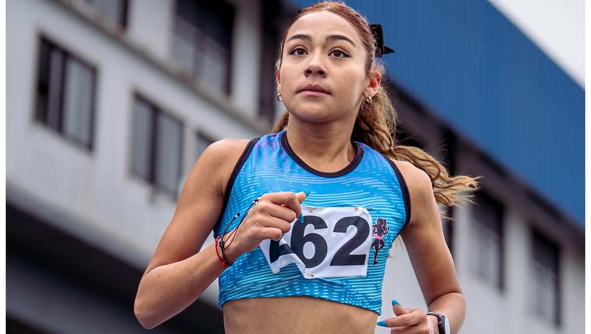 Valentina Velardez y otro sábado inolvidable: se consagró campeona nacional U23 en 1500m