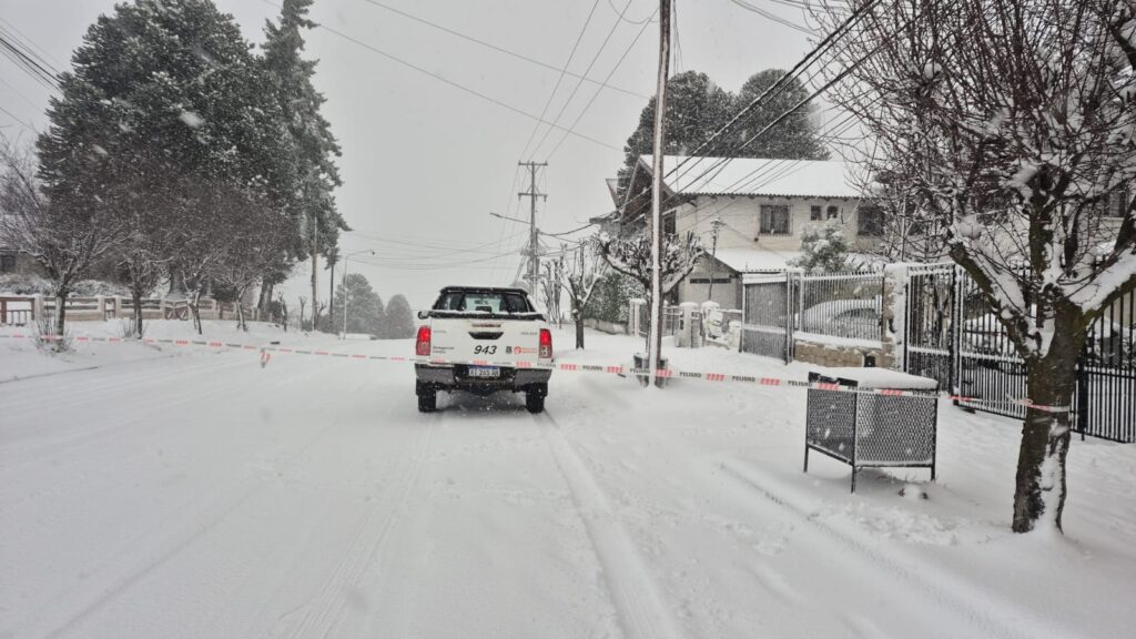 La municipalidad de San Carlos de Bariloche declaró la emergencia por las intensas nevadas