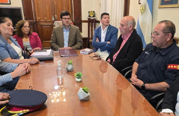El Gobierno recibió a Bomberos Voluntarios y prometió una respuesta para el 7 de agosto sobre subsidios, obra social y jubilaciones