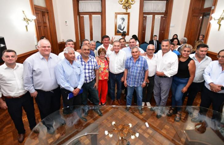 Gremios estatales piden una audiencia con Jaldo para reclamar una recomposición salarial 