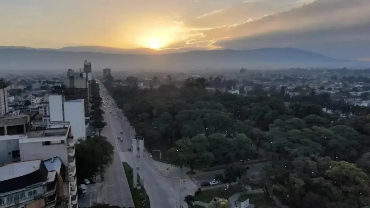 Tucumán despide el mes con un leve ascenso de temperatura y fuertes ráfagas