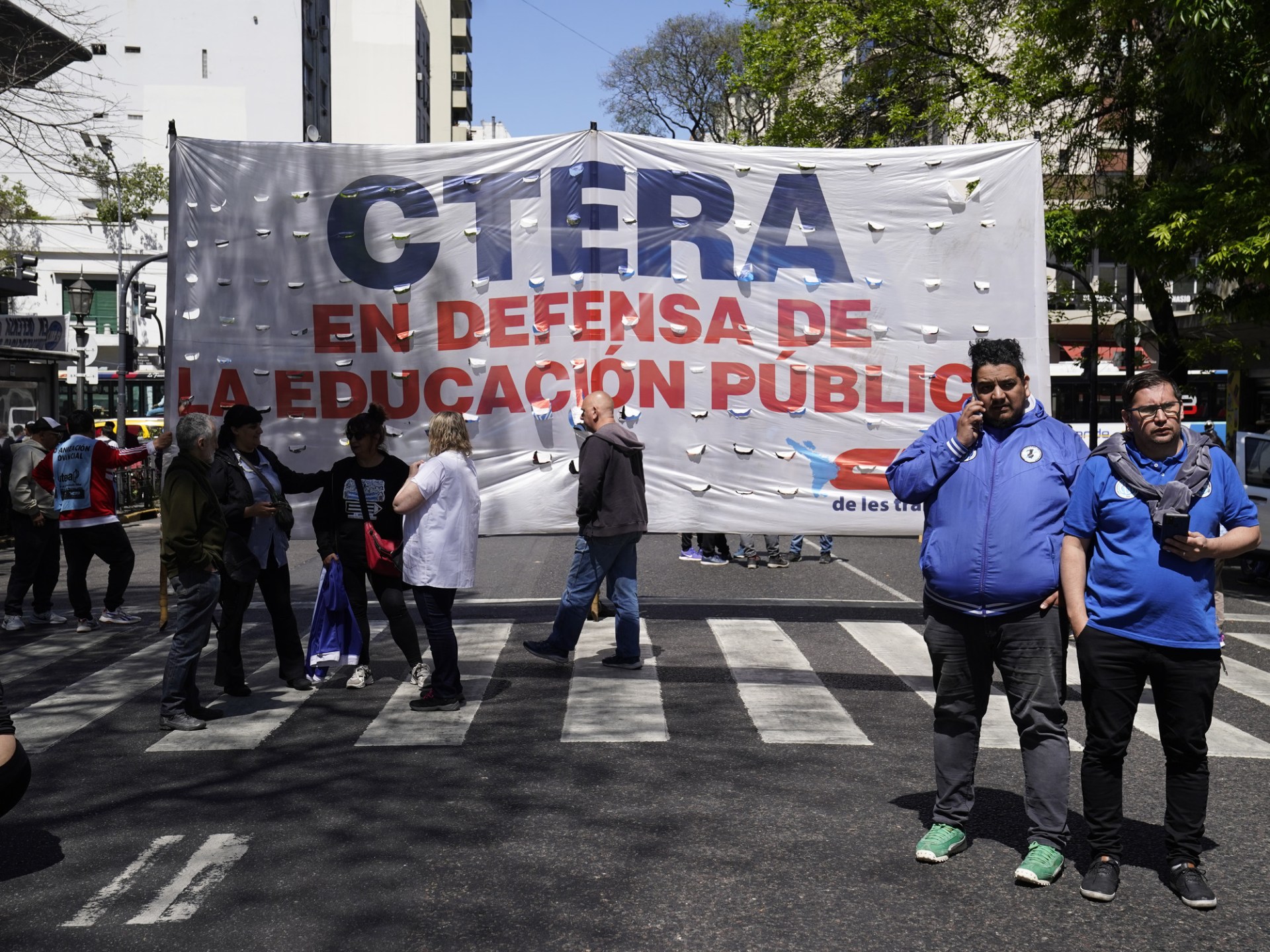 El Gobierno advirtió a CTERA que deberá garantizar el 75% de las clases durante el paro del lunes y anticipó sanciones