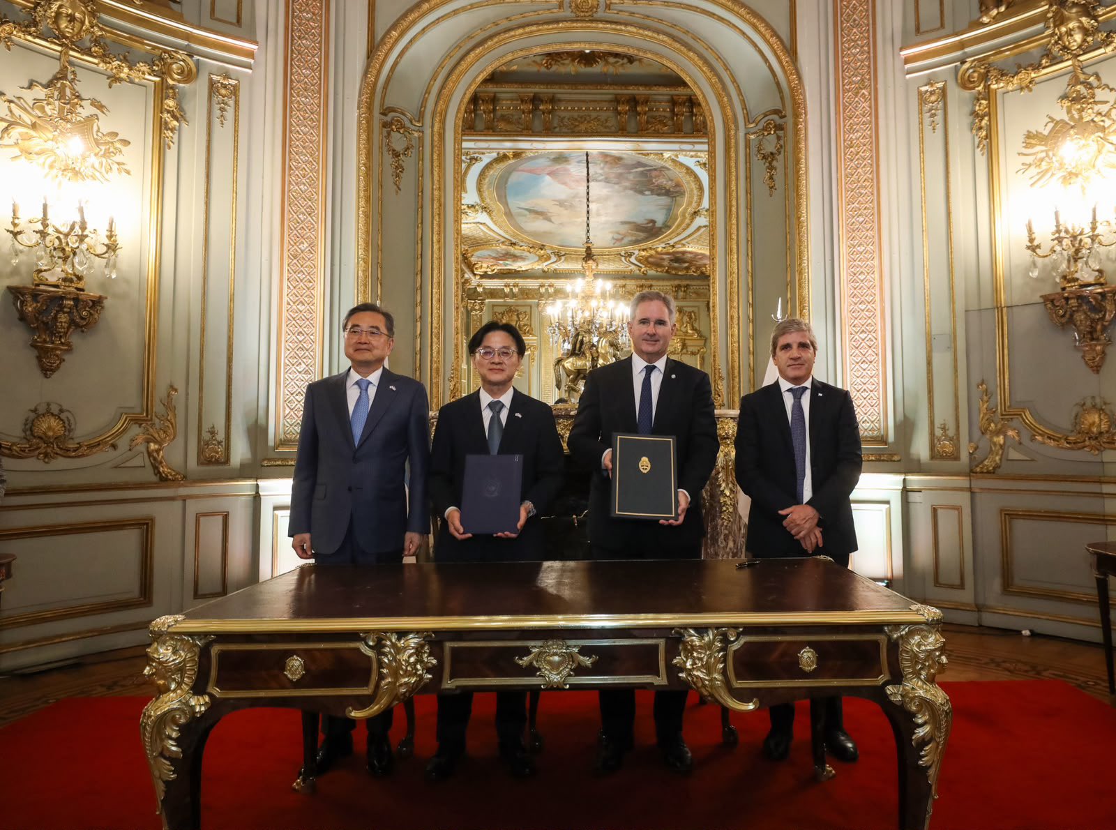 Argentina y Corea del Sur firmaron un memorándum de cooperación en minerales críticos 