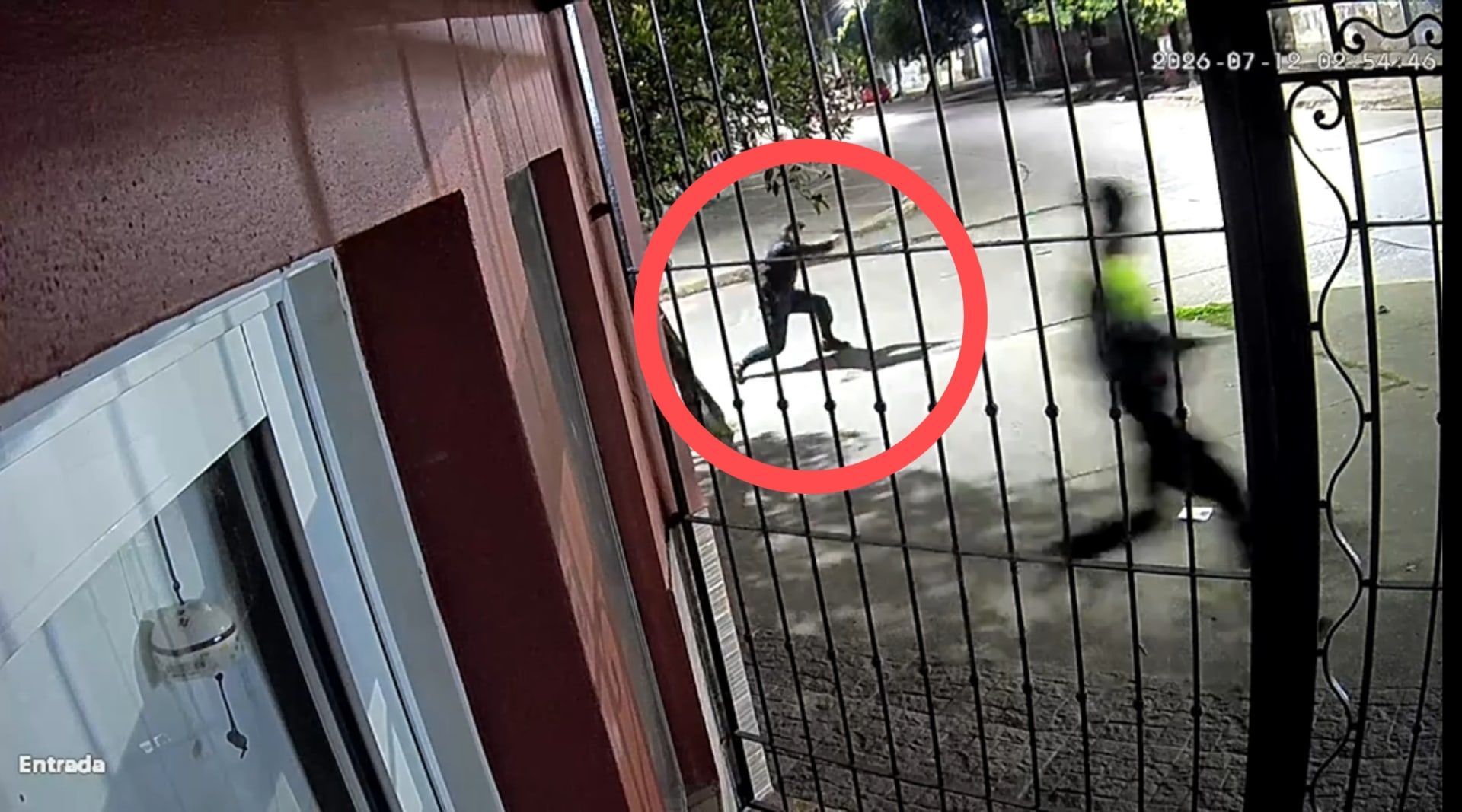 Un video complica a los policías que mataron al motociclista, pero la investigación ni siquiera se abrió