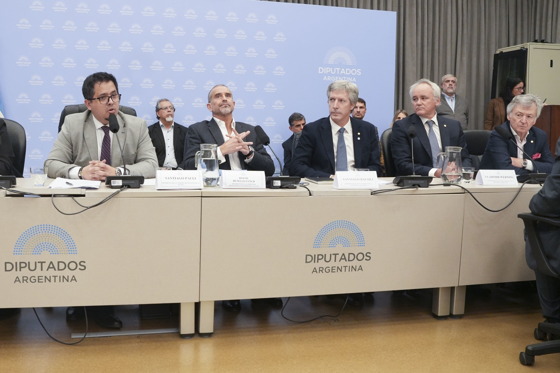 Santiago Bausili defendió la reforma del BCRA: “Combatir la inflación y preservar el valor de la moneda”, el objetivo