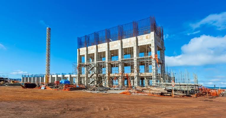 El Gobierno amplió el régimen para cancelar deudas de obra pública e incluyó obligaciones por mantenimiento vial 