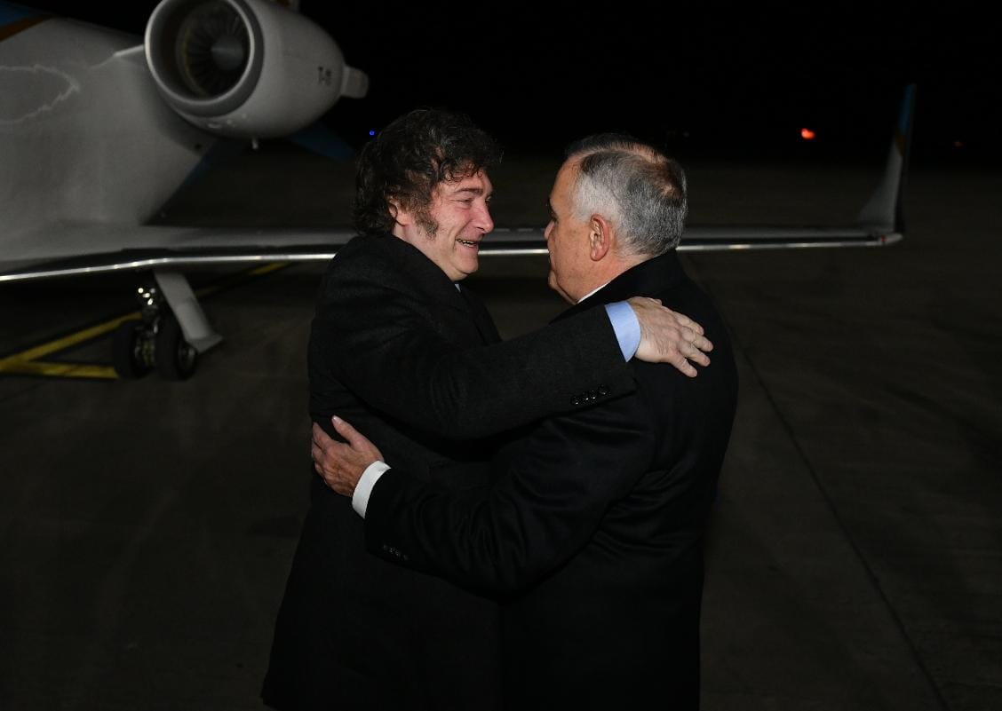 Osvaldo Jaldo con Javier Milei.jpeg Osvaldo Jaldo con Javier Milei.jpeg