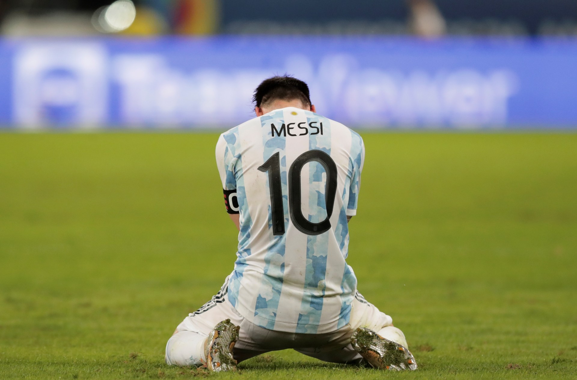 Lionel Messi viaja a Rosario para despedir a su padre Jorge tras conocerse la noticia de su fallecimiento
