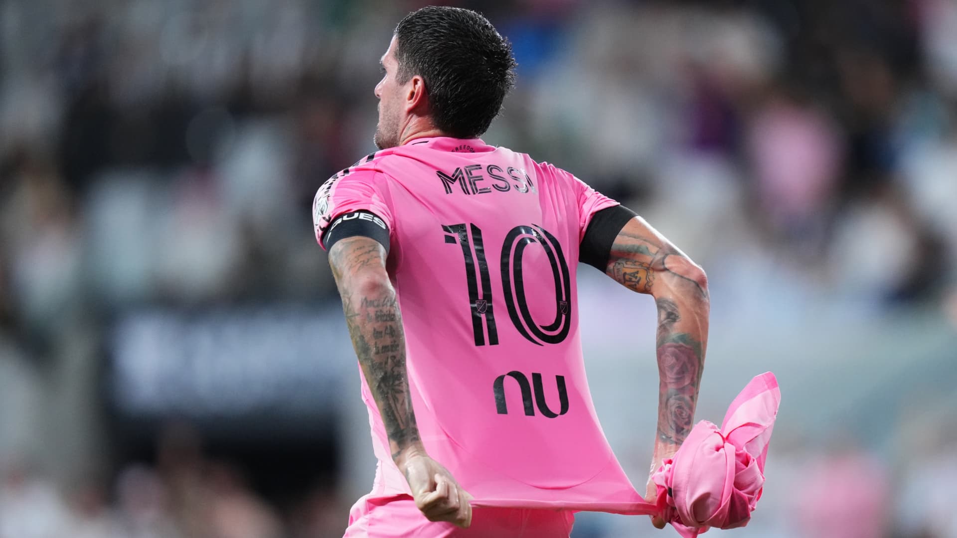 El emotivo gesto de De Paul por Messi que se robó la noche en el Nu Stadium