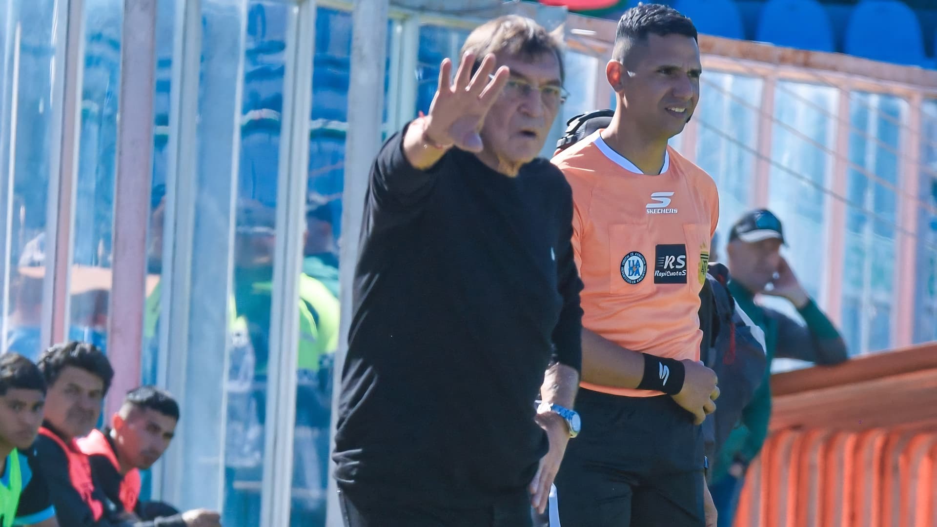 Falcioni molesto por la elección de la sede: "Lo mejor era jugar en la cancha de Independiente"